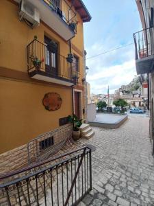 Balkón nebo terasa v ubytování Antico Borgo - A due passi dalle Gole Alcantara