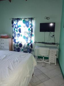 Imagen de la galería de Welcoming friendly home., en Elie Hall
