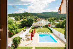 Villa con piscina y jardín en Casa de Linhares, en Afife