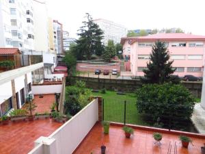 vista sul soffitto di un cortile in una città di Piso Eugenio Fadrique Vigo a Vigo