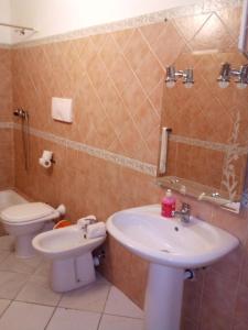 Koupelna v ubytování Hostels Holiday Cape Verde