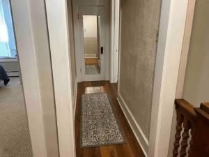 Fotografie z fotogalerie ubytování Cozy 3 & 4 Bed Home 2 Blocks to Hospitals & Lambeau v destinaci Green Bay