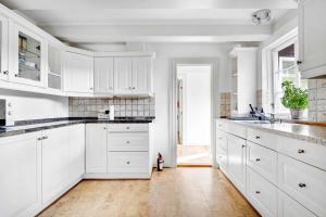 Kjøkken eller kjøkkenkrok på House In Quiet And Scenic Surroundings In Funen