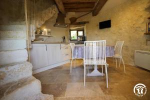 Et tv og/eller underholdning på Moulin de Salles