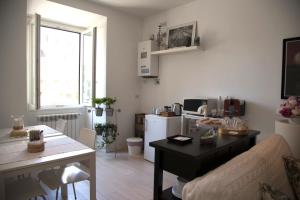 Posezení v ubytování Center 2 Rooms B&b