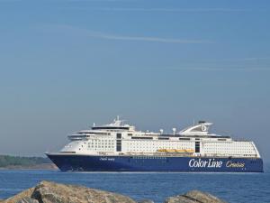 Galeriebild der Unterkunft Hausboot Floating 44 in Laboe - Boot 3 in Laboe