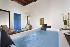 Piscina di Torre delle Cornacchie - Private Pool Villa o nelle vicinanze