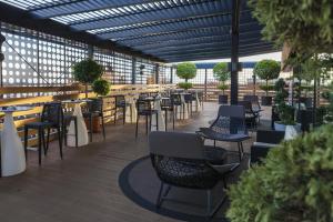 Reštaurácia alebo iné gastronomické zariadenie v ubytovaní Eurostars Palace
