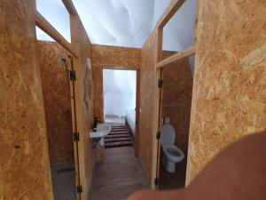 Koupelna v ubytování Tassourt Lodge + 23 fotografií