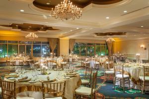 Restaurace v ubytování St Kitts Marriott Beach Resort, Casino & Spa + 37 fotografií