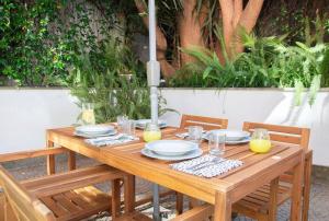 En restaurang eller annat matställe på Oasi di relax: appartamento con giardino a Roma