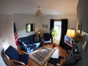 TV a/nebo společenská místnost v ubytování Dublin 6 Rathgar easy access to downtown