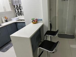 Kuchyň nebo kuchyňský kout v ubytování Mandeville Vacation Home