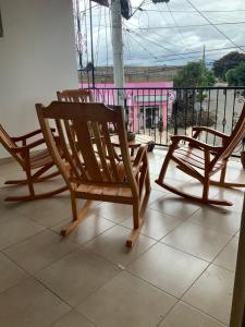 Μπαλκόνι ή βεράντα στο LA DOLCE VITA FRANCOPHONE