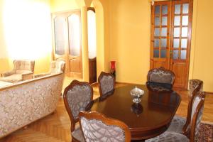 Posezení v ubytování Guest House Lazika