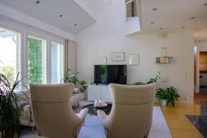 Μια τηλεόραση ή/και κέντρο ψυχαγωγίας στο Villa Kotitie