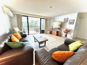 Istumisnurk majutusasutuses Serene 3BR Beachfront Retreat, Relax & Reconnect