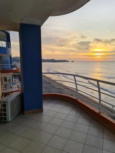 a view of the ocean from a cruise ship at Hermoso Departamento en Atacames in Atacames