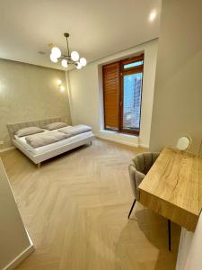 Легло или легла в стая в Stylish 3 bedroom apartment in the hearth of city center with history