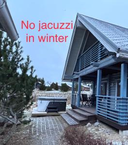 Budova, kde se vila nachází