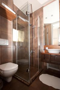 Koupelna v ubytování Assosyal Hotel