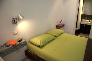 Posezení v ubytování Center 2 Rooms B&b