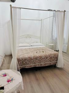 Postel nebo postele na pokoji v ubytování Residenza Bra Verona