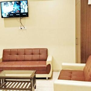 Posezení v ubytování Hotel Emerald Near T2 International Airport Mumbai