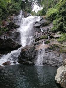 Paesaggio naturale nelle vicinanze del campeggio