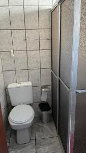 Bilik mandi di Cantinho mãe e filhos +4 gambar
