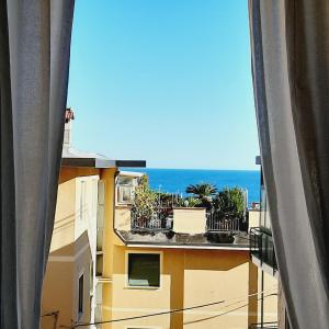 A general sea view or a sea view taken from Az apartmant