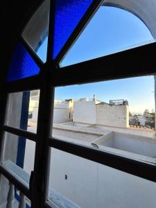 Balkon ili terasa u objektu Riad Les Sables Bleus, médina, lumineux et terrasse privée sur mer
