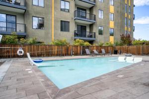 Santana Row Studio w Pool Gym 10 min to Google SFO-815内部或周边的泳池