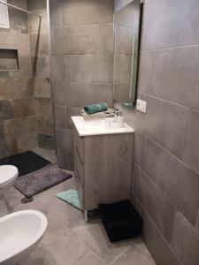 Een badkamer bij Casa mary