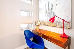 Φωτογραφία από το άλμπουμ του Gorgeous & Secluded 3BD 2BA Getaway by The Village at Meridian σε Meridian