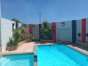 Der Swimmingpool an oder in der Nähe von R & E Good vibes