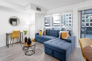 Chic 1-BR Condo; Parking included; Downtown Core