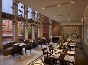 Een zitgedeelte bij ITC Mughal, A Luxury Collection Resort & Spa, Agra