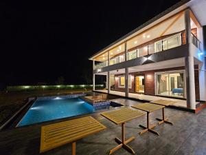 Gallery image of Malibu Villa by Hill Staytion in Panchgani +46 photos
