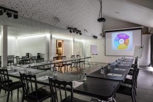 Konferenční prostory v ubytování L'Epinette - Gîte de groupe et salle de réception