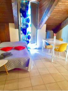 Posedenie v ubytovaní Chalet Dalì