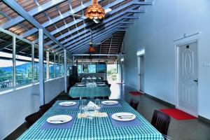 Fotografie z fotogalerie ubytování SHREE BALAJI PALACE Homestay v destinaci Madikeri