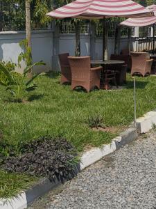 Φωτογραφία από το άλμπουμ του Mojoh Inn Hotel σε Ambira