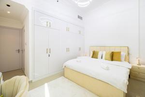 Postel nebo postele na pokoji v ubytování Luxury 1 Bedroom On Marina Walk + 37 fotografií