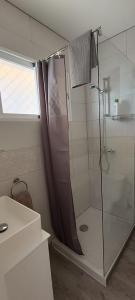 Ένα μπάνιο στο Appartement tout confort +16 φωτογραφίες