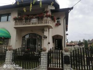 Budova, kde se bed and breakfast nachází