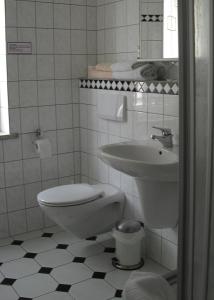 Koupelna v ubytování Pension Reuss - Hotel garni