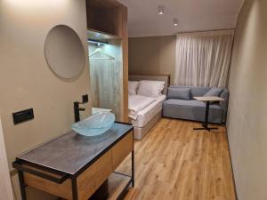 Postel nebo postele na pokoji v ubytování Hotel Wehra