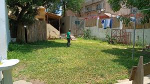 Aed väljaspool majutusasutust Ruby - Casa de Hospedes - Backpackers