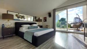 Postel nebo postele na pokoji v ubytování Refresh Boutique Apartments
